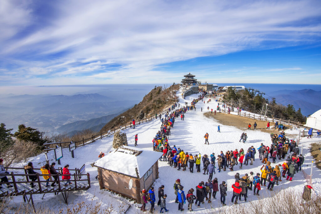 DEOGYUSAN,KOREA - JANUARY 1: Tourists taking photos of the beaut
